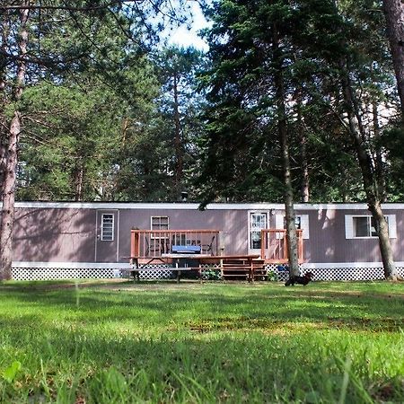 Algonquin'S Edge Resort Madawaska Buitenkant foto